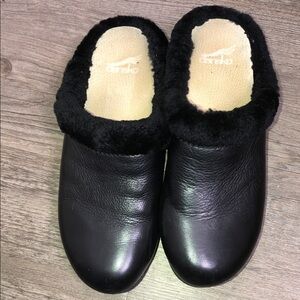 DANSKO Black Leather Women's Slippers